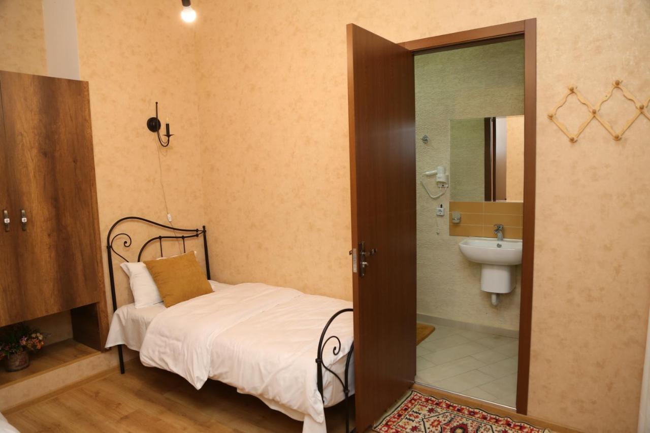 Atlant Hotel Tbilisi Exterior foto